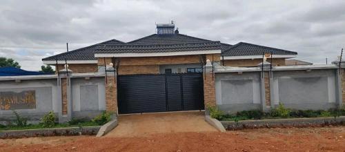 Kadoma House | Pamusha Motel
