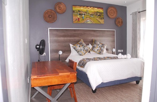 Victoria Falls House | Panyumba Travel Lodge