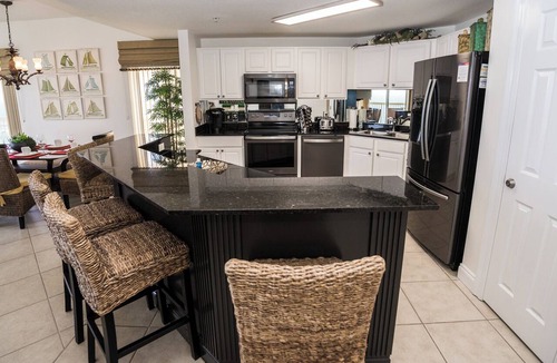 Panama City Beach Condo | PARADISE ON THE OCEAN! TWO FREE BEACH CHAIR, FREE VIP PARKING SPACE!