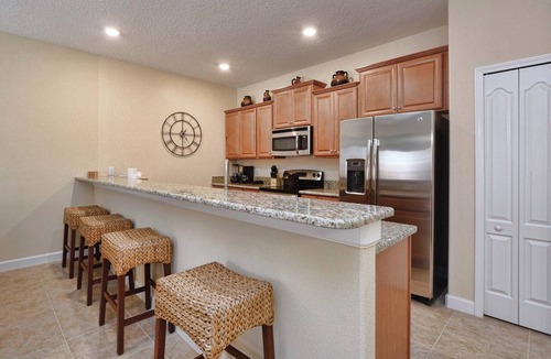 Lindfields House | Paradise Palms | Private Splash Pool & BBQ | 2 King Beds | Dog Friendly | Near Disney