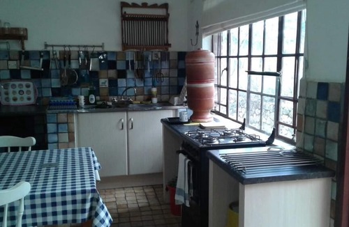 Juliasdale Cottage | Paz Cottage