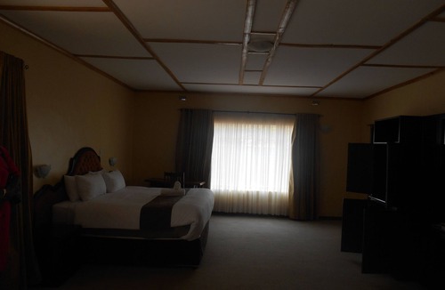 Bulawayo Cabin | Pebble Rock Lodge