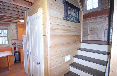 Fennville Cottage | Perfect weekend getaway! Cottage #1 at DollyBrook minutes from Saugatuck.