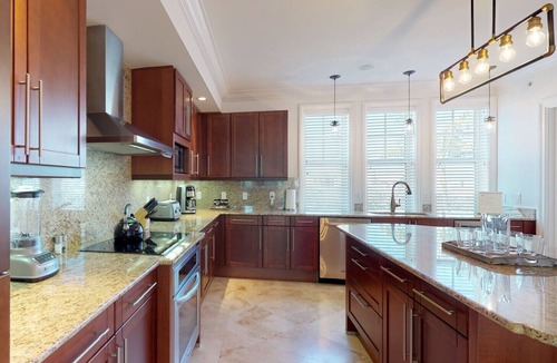 Marathon House | Pet & Family Friendly, Sleeps 8 - Marlin Bay