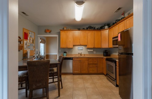 Rehoboth Beach Condo | Pet Friendly Ocean Block Duplex Parking Balcony