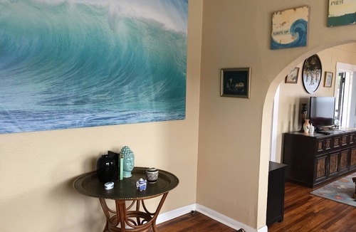 Beacon Hill House | Pet Friendly with Solar Power In An Historic Area, Close To Downtown, Sleeps 6