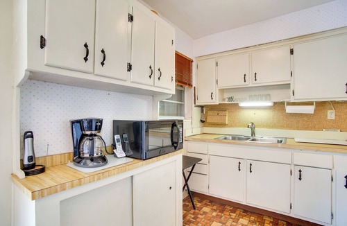 Margate House | Pets Welcome: Cozy Home w/Pool in Margate!