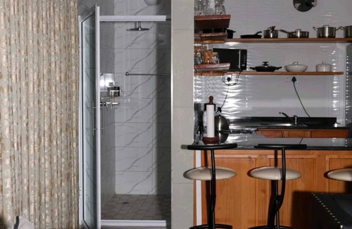 Harare East House | Philadelphia Executive Suite