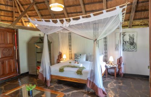 Lusaka Cabin | Pioneer Camp