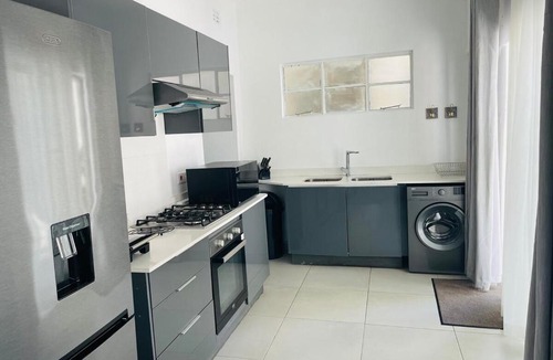Bulawayo Apartment | Place on Oak 3