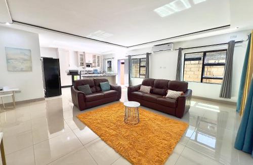 Victoria Falls Apartment | Platinum Luxury Apartment 996