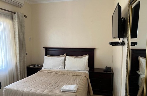 Harare Hotel | Premier Guest Lodge and Airport Shuttle Services