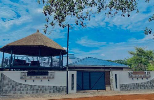 Victoria Falls Apartment | PreshyPride Guest House