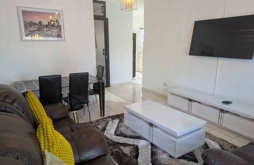 Greendale House | Pristine 3 double beds holiday home, secure complex in Greendale, Harare.