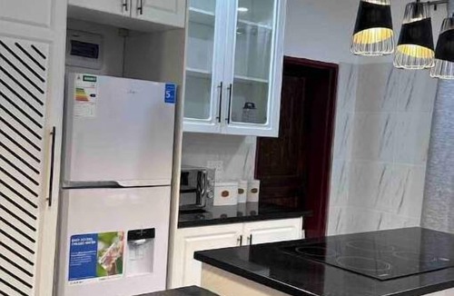 Harare East Cottage | Private Gletwyn Guesthouse w/In-Stay Cleaning Services. Family/Child friendly.