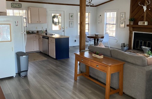 Eatonton House | Private Lakefront Oconee cottage! Great View & Location! Peaceful Retreat