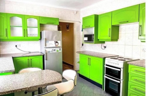 Gweru Cabin | Quaint cabin with WiFi in charming Gweru