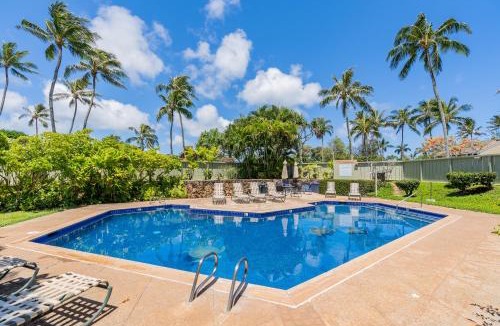 Kahuku Apartment | Rare 2 Bedroom & Loft Townhouse on the North Shore