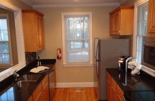 Eatonton Cottage | REYNOLDS GOLF COTTAGE. INQUIRE ABOUT OUR LONG-TERM RENTAL TERMS AND PRICING.