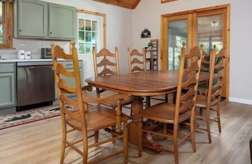 Warrensburg Cabin | Riverfront Cabin near Lake George, Skiing, Gore Mt