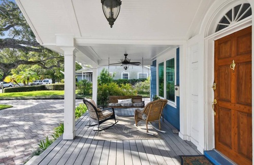 River District House | Riverside Court - Recenelty Uprgaded Pool Home by The Bay & Key Collection