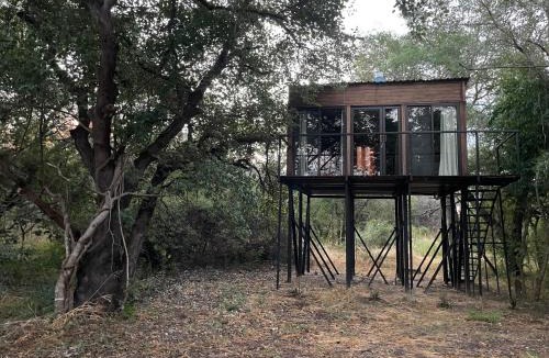 Simonga Apartment | Roots in the River