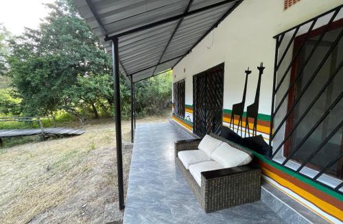 Simonga Apartment | Roots in the River