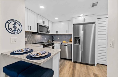 Cape Caneveral Beach Gardens Condo | Royal Mansions | Cape Canaveral Oceanfront Condo
