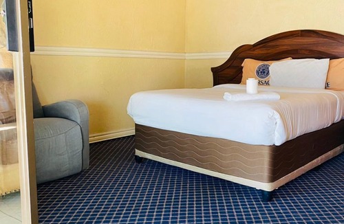 Lusaka Cabin | Royal Olympia Lodge and Safaris