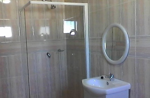 Livingstone Cabin | Royal Olympia Lodges and Safaris