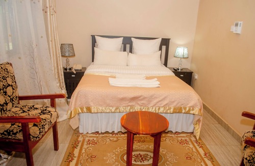 Lusaka Cabin | Royal Shalom Lodge