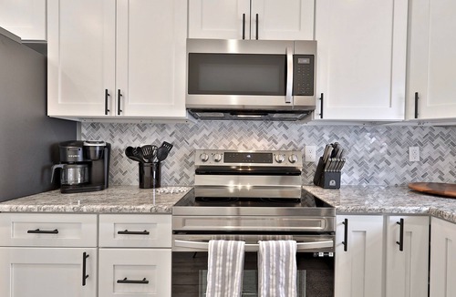 East Haven  Rutland County House | Rutland's Hidden Gem: 2 BR/1BA Renovated Home Close to Everything
