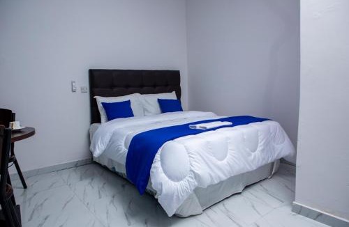 Lusaka Cabin | Salama Blue Lodge