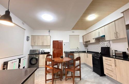 Lusaka Apartment | Samash village 3 bedroom emerald