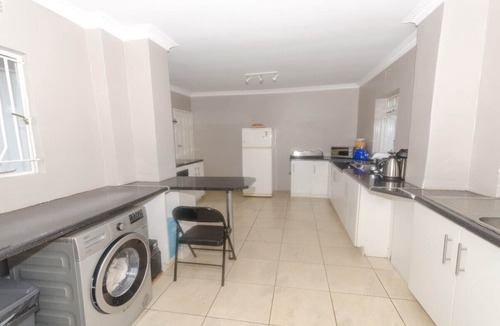 Harare Bed & Breakfast | Sarum Lodge