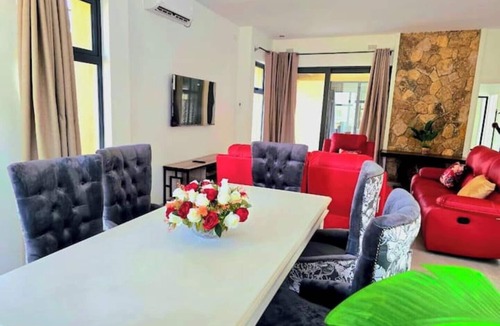 Victoria Falls Apartment | Sea of Dreams On The Falls 1