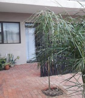Windhoek Apartment | Self-catering Studio, Unit 6 on Krupp