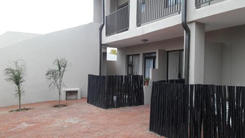 Windhoek Apartment | Self-catering Studio, Unit 6 on Krupp