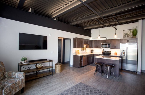 Kalamazoo Apartment | Serenity Stay in Luxury