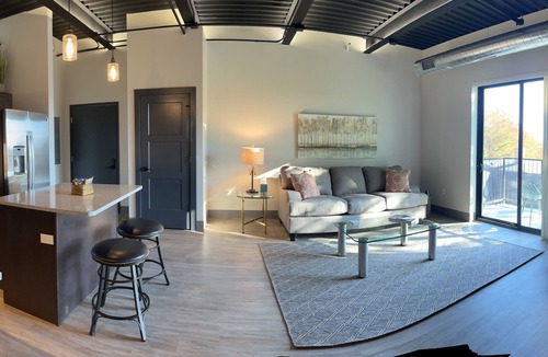 Kalamazoo Apartment | Serenity Stay in Luxury