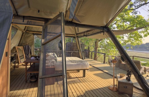 South Luangwa National Park Cabin | Shawa Luangwa Camp