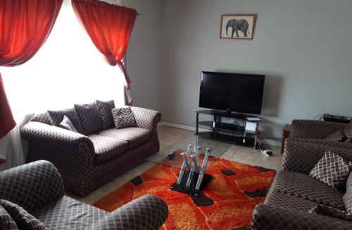 Chiawa Conservancy Apartment | Sheilas home away from home