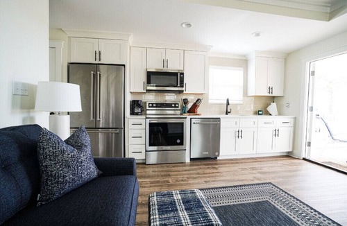 Freeport Cottage | Short drive to the beautiful 30-A beaches! Cozy Riverwalk Landing Cottage 6-F