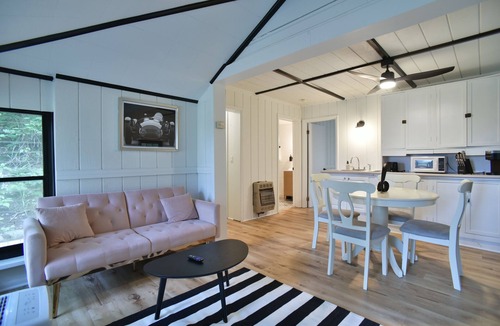 Himrod Hotel | Showboat Hotel