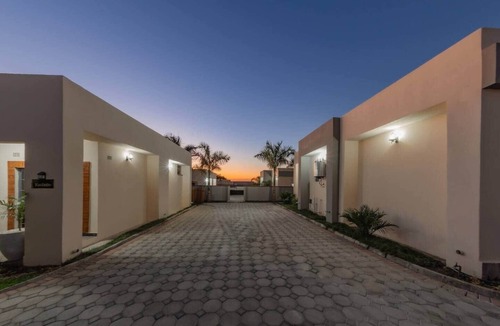 Lusaka Central Apartment | Signature Urban 3BR|Malangwa