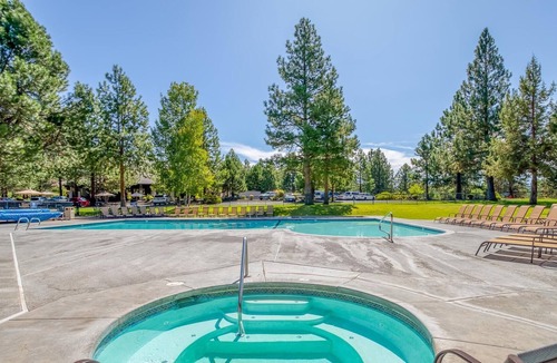 Century West Villa | Ski House 233