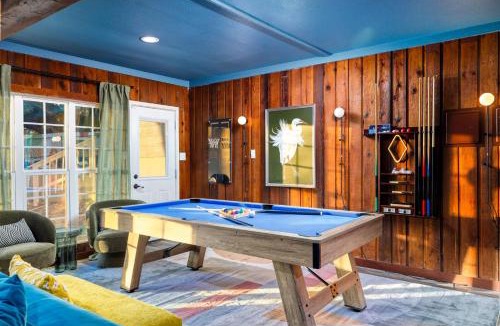 Hidden Creek House | Sleeps 18 Basketball Court Heated Pool Games