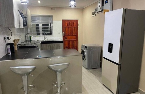 Lusaka Apartment | 🏡 Sofie’s Apartments – Spacious, Modern Comfort in the Heart of Lusaka