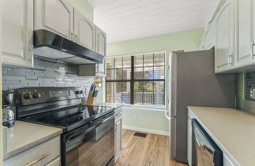Seacrest Apartment | Solitude on 30A - Seacrest Beach - Beach Access