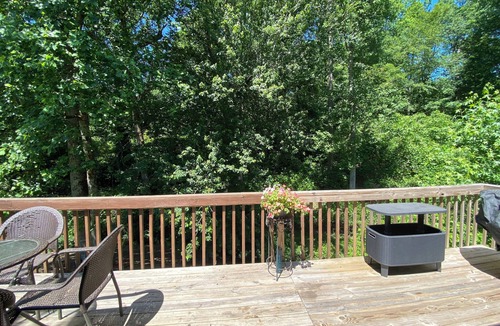 Sugar Hill House | Spacious 3 bedroom 2 bathroom house in fantastic Sugar Hill with AC